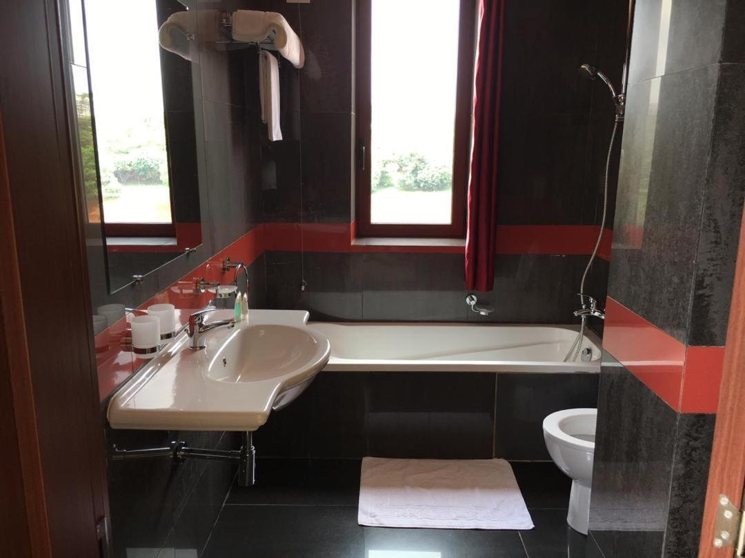 Djeug'Appart Hotel Yaoundé Exteriér fotografie