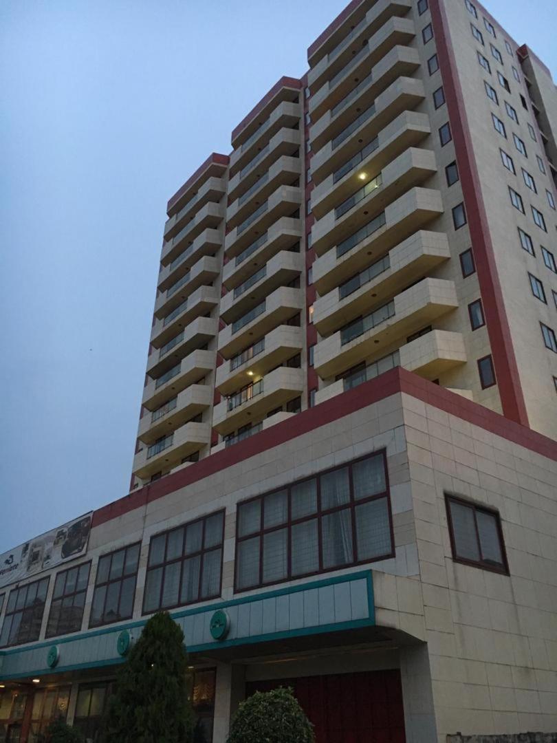 Djeug'Appart Hotel Yaoundé Exteriér fotografie